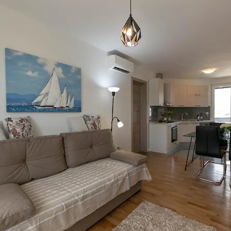 アパート Empress *